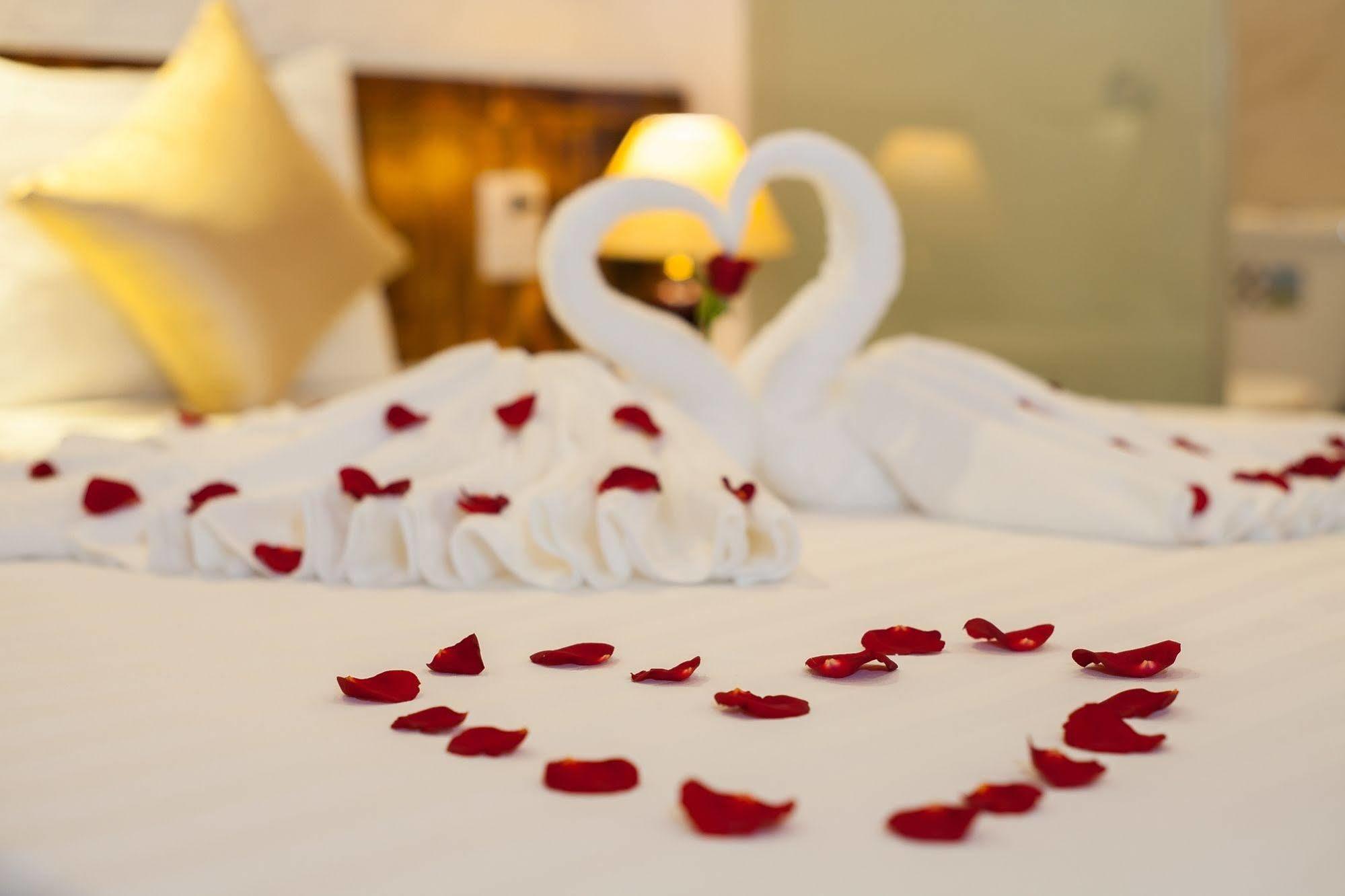 Luxury Backpakers Hotel Hanoi Dış mekan fotoğraf