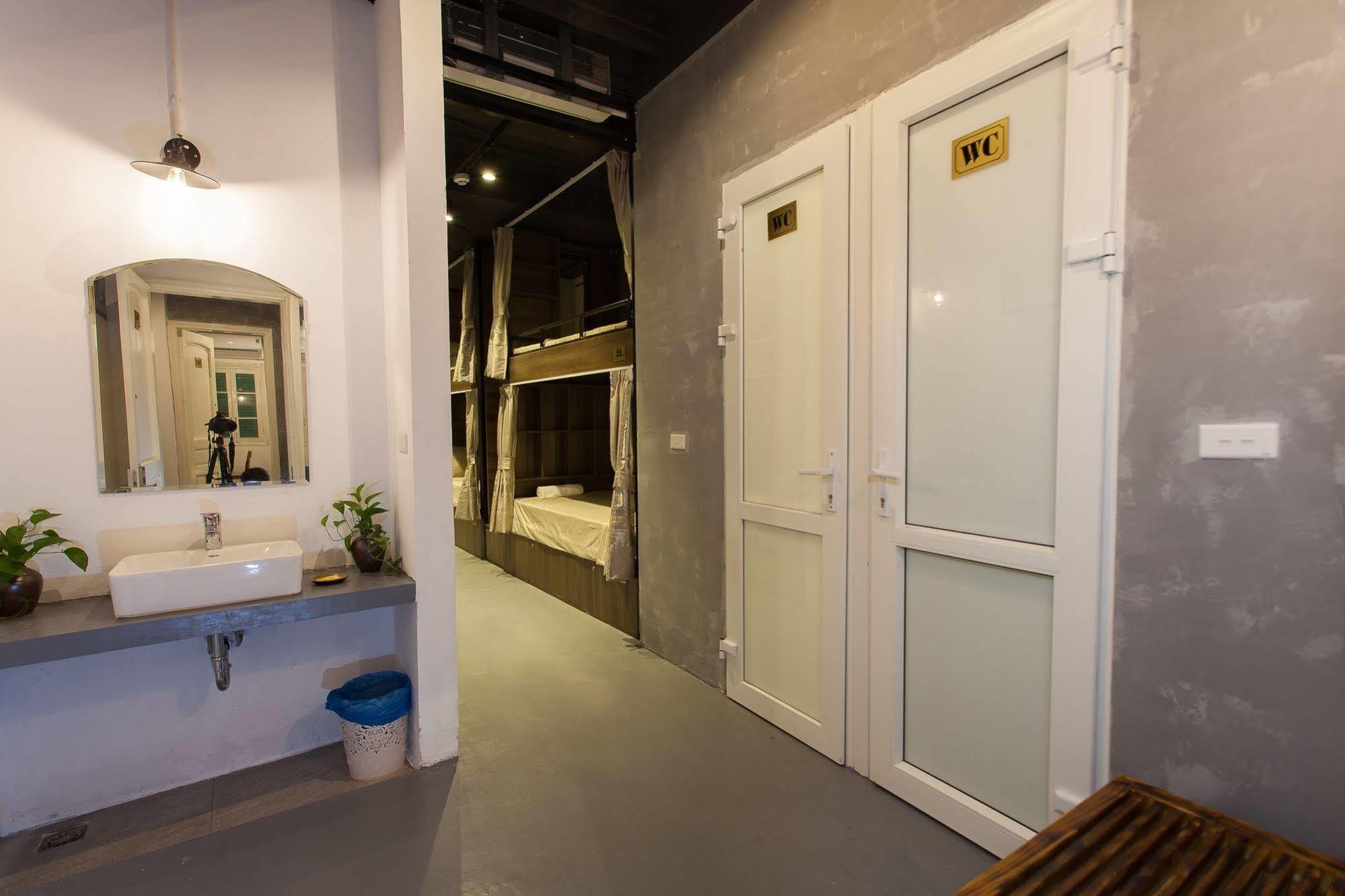 Luxury Backpakers Hotel Hanoi Dış mekan fotoğraf