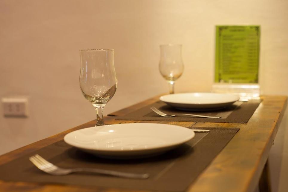 Luxury Backpakers Hotel Hanoi Dış mekan fotoğraf