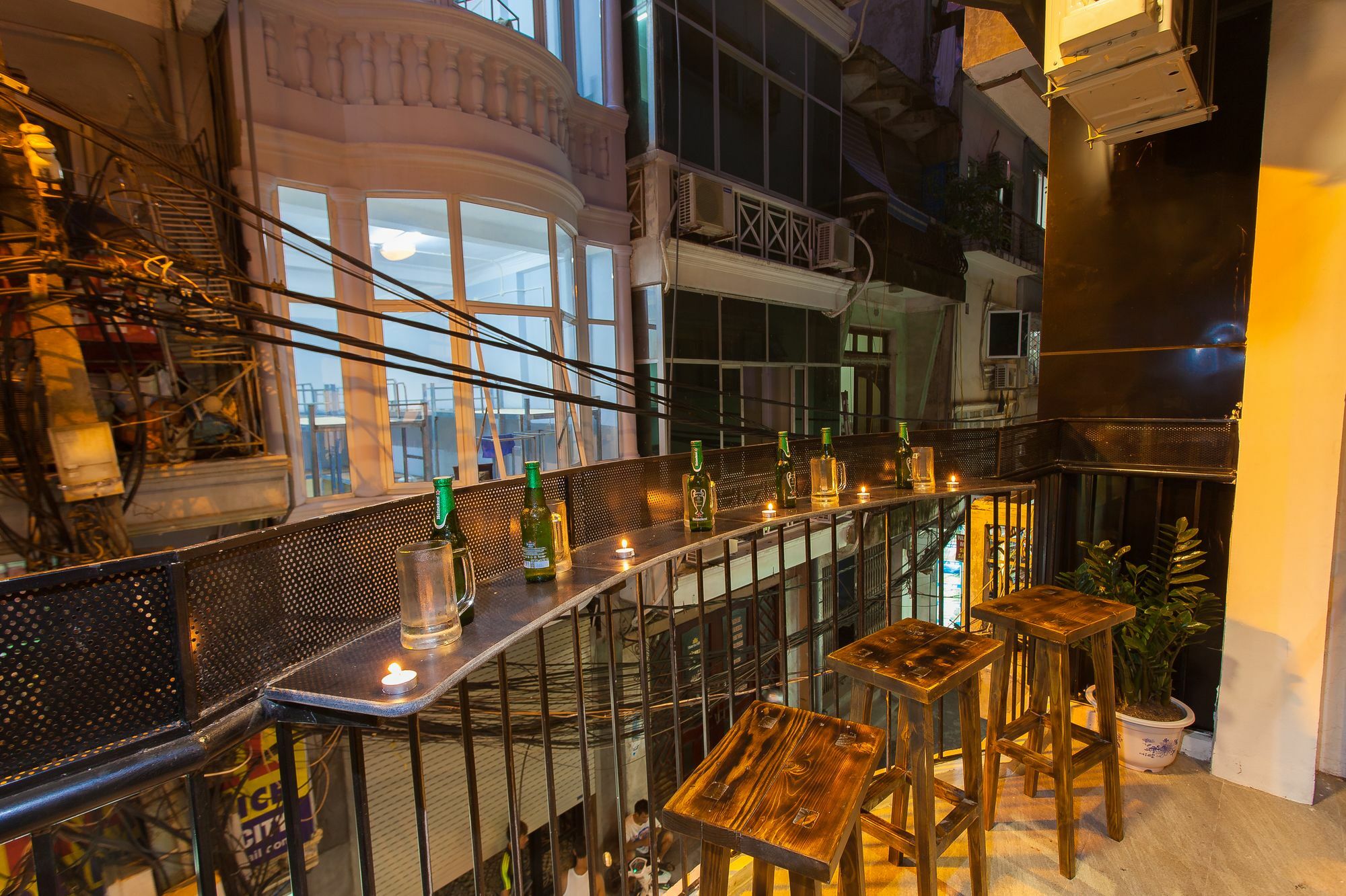 Luxury Backpakers Hotel Hanoi Dış mekan fotoğraf